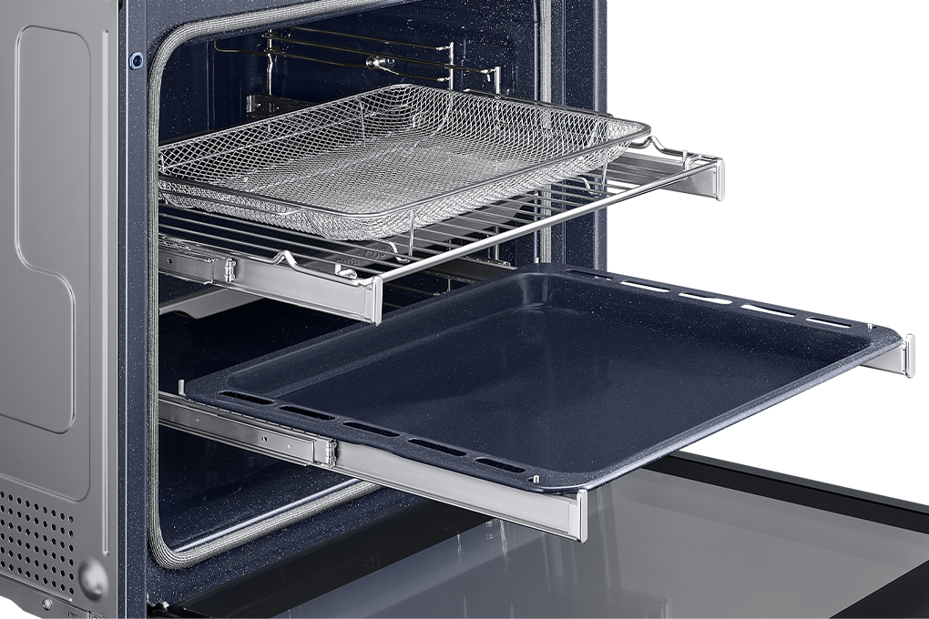 Lò nướng âm Samsung Bespoke NV7B6675CAA/SV 76 lít