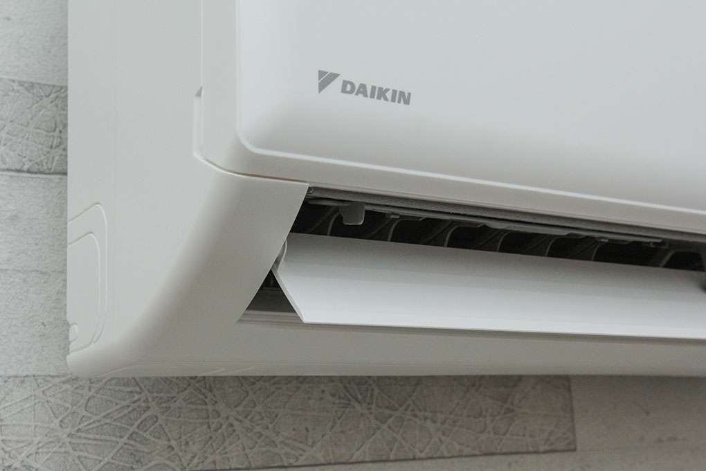 Máy lạnh Daikin 1.5 HP FTV35AXV1